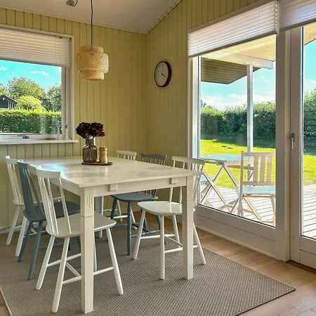 House With Sea View In Bonnerup