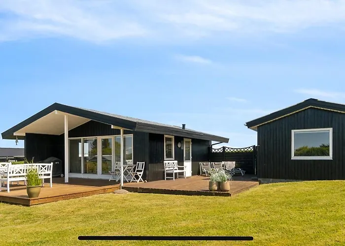 House With Sea View In Bonnerup Glesborg
